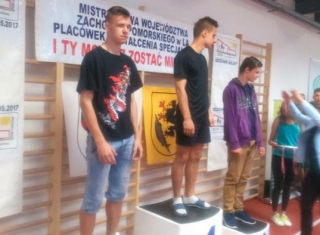 Powiększ obraz: 